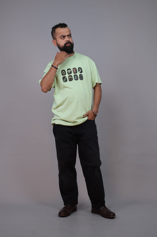 Weekend Wanderer Oversized T-Shirt Male